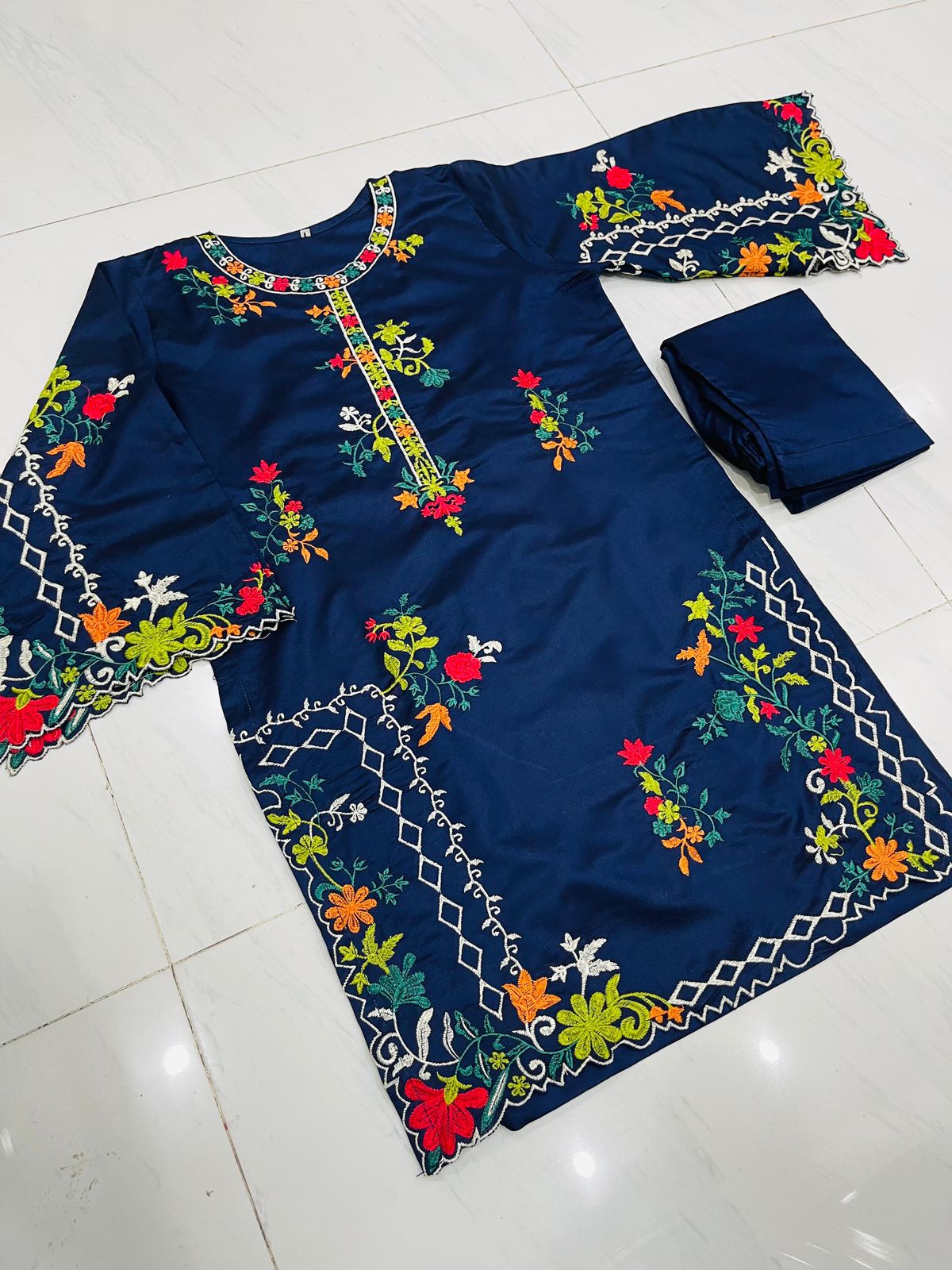 2 pc Araish Khadi net embroidered 2 pc