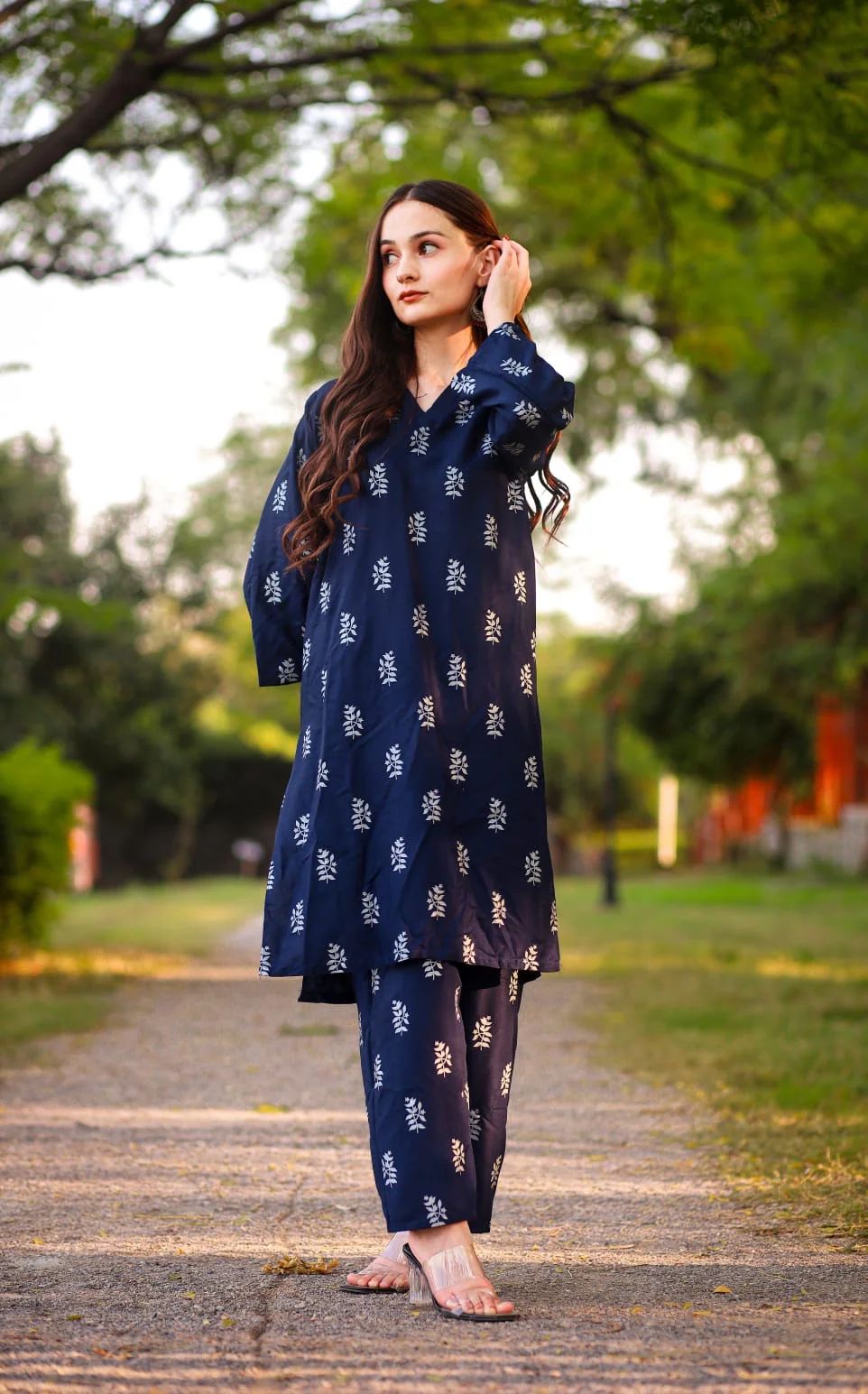 2 pc Saleha Block Print (Arabic Lawn)