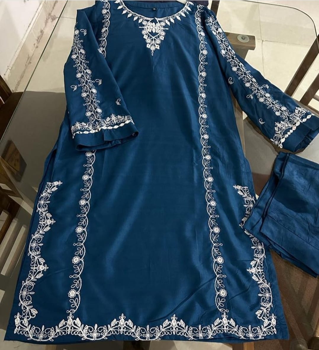 Agha Noor Design Mirror Embroidery Co-Ords 2pc